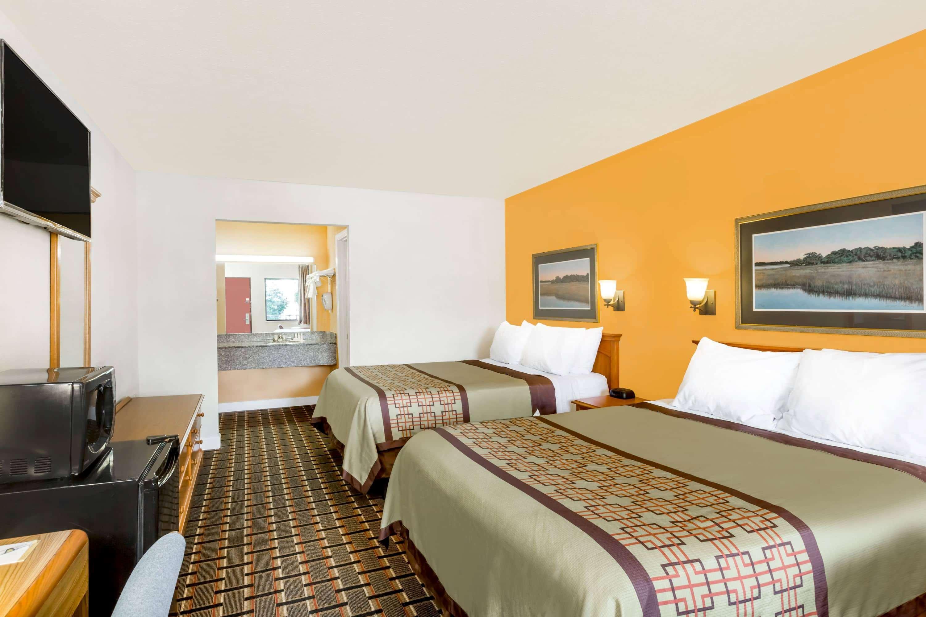 Days Inn By Wyndham ליטל ריבר מראה חיצוני תמונה
