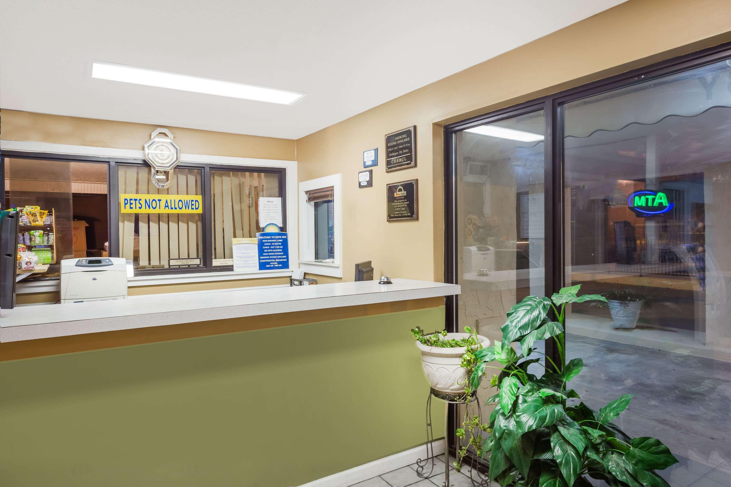 Days Inn By Wyndham ליטל ריבר מראה חיצוני תמונה