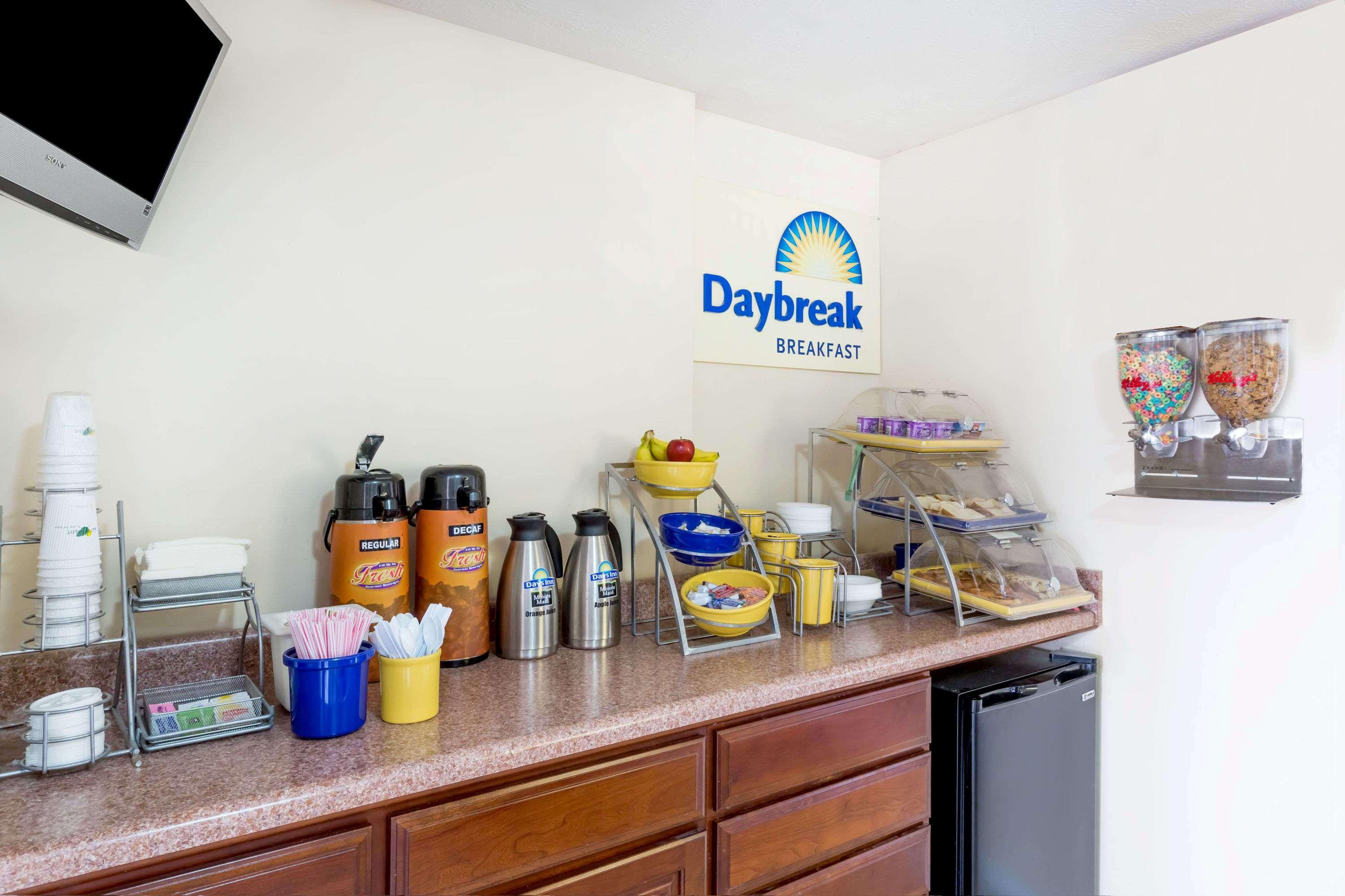Days Inn By Wyndham ליטל ריבר מראה חיצוני תמונה