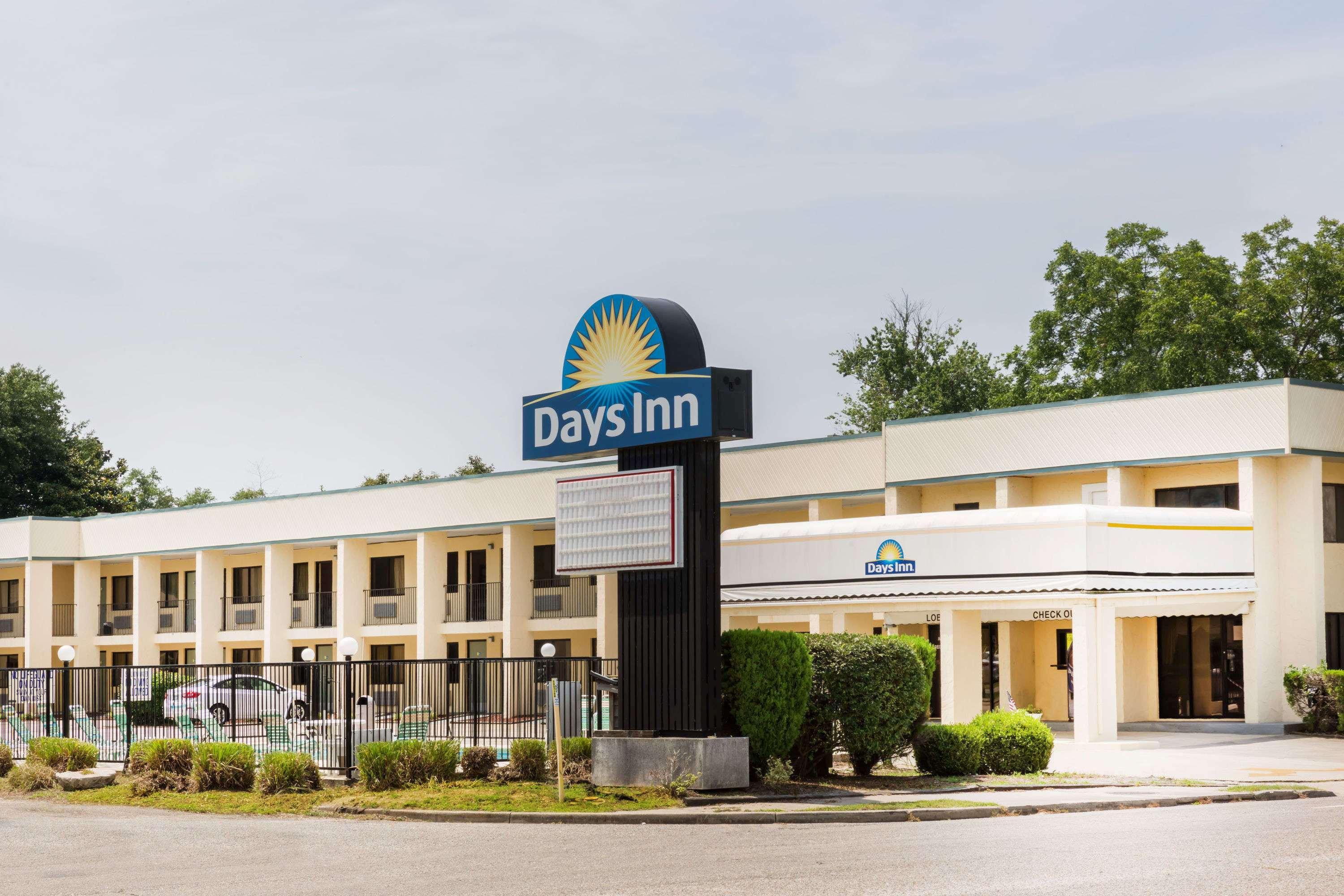 Days Inn By Wyndham ליטל ריבר מראה חיצוני תמונה