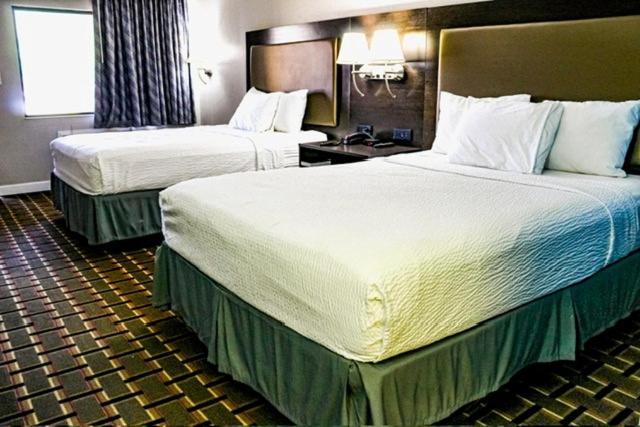 Days Inn By Wyndham ליטל ריבר מראה חיצוני תמונה